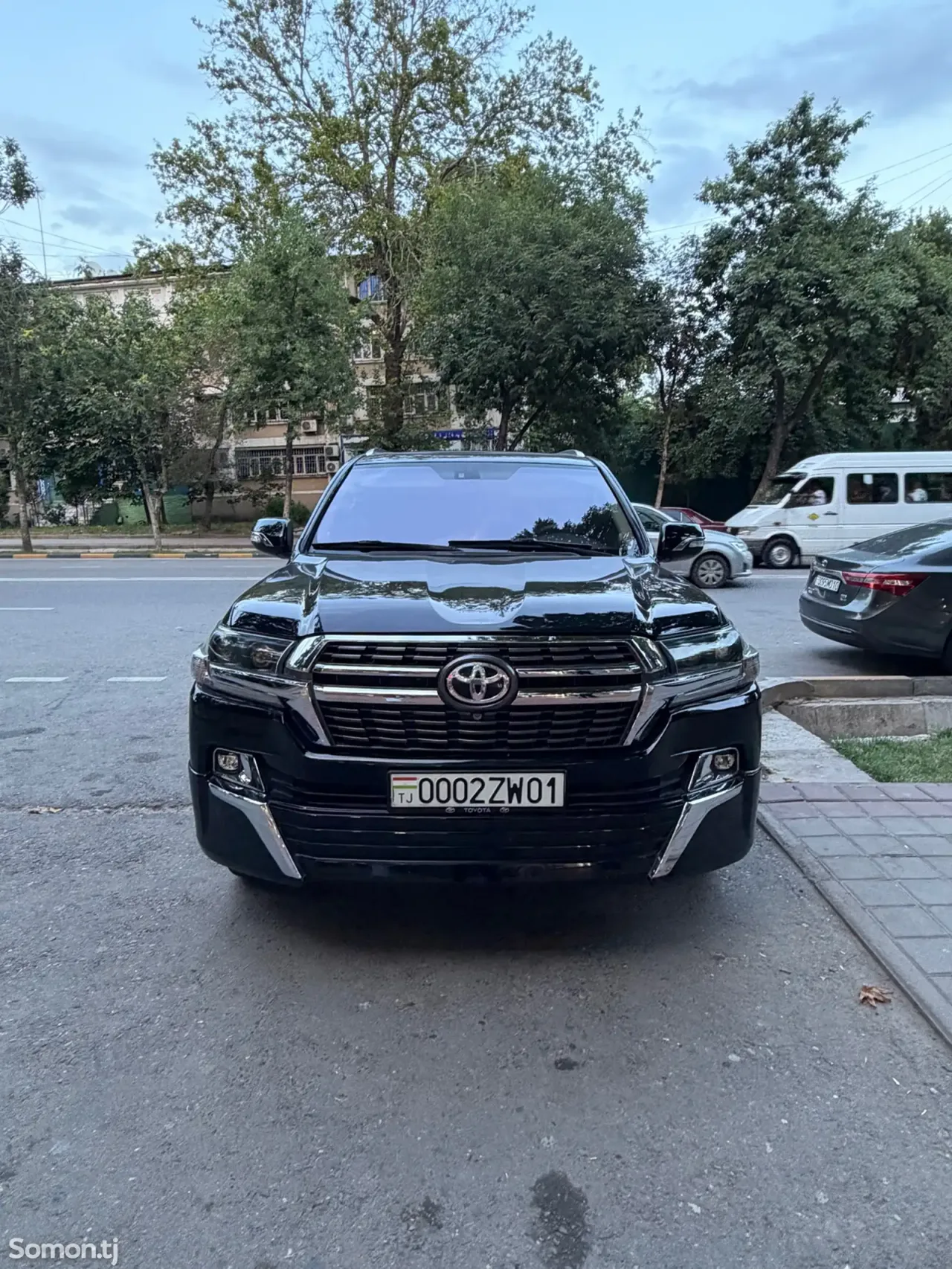 Toyota Land Cruiser 2014 · 4.7 AT