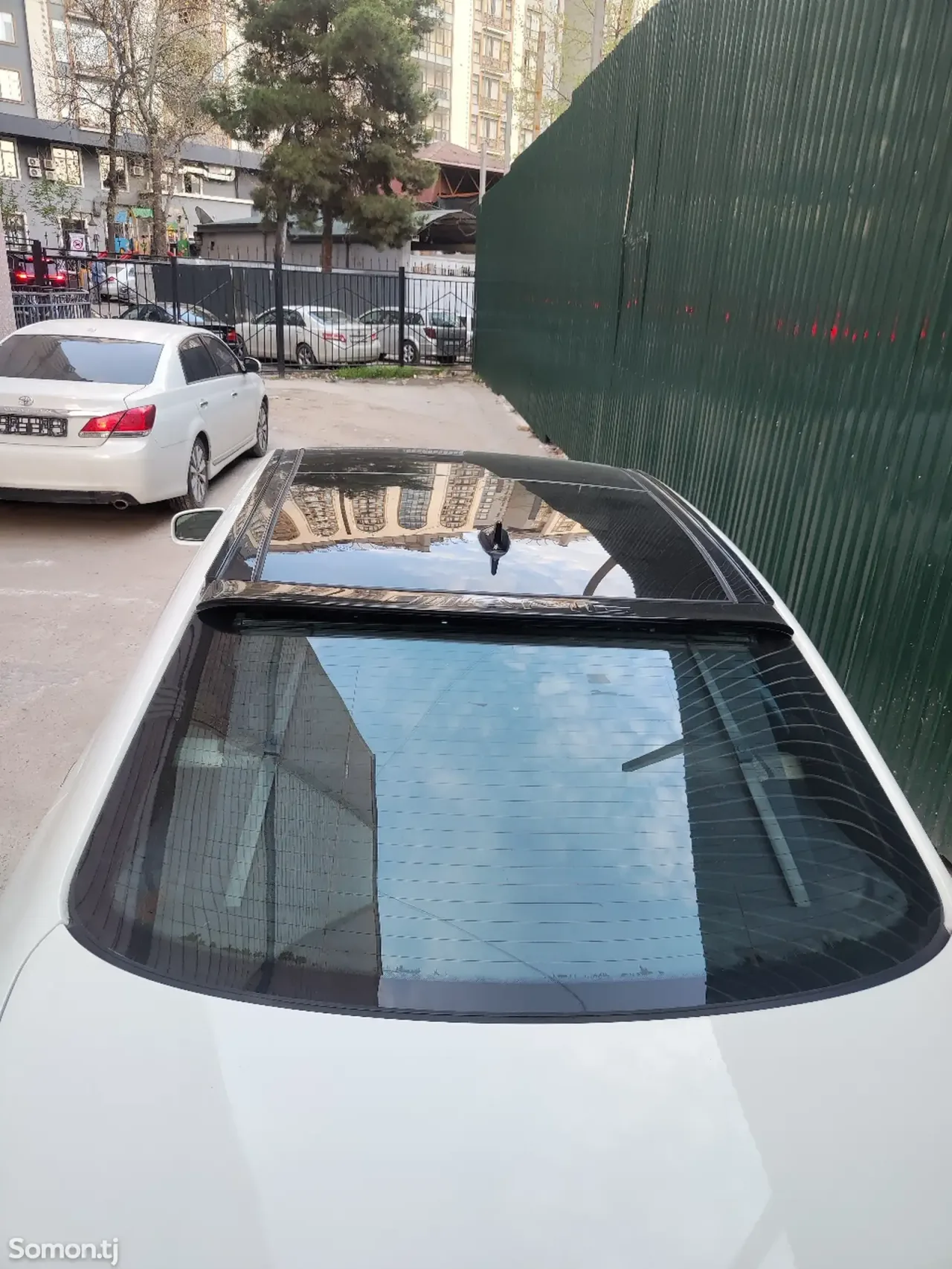 Mercedes-Benz E class 2009 · 5.5 AT