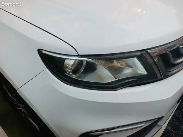 Geely Atlas 2018 · 1.8 AT