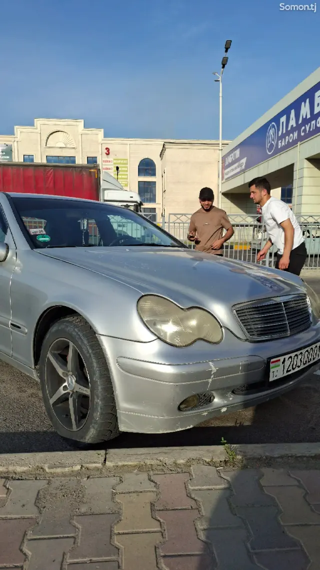 Mercedes-Benz C class 2002 · 2.0 MT