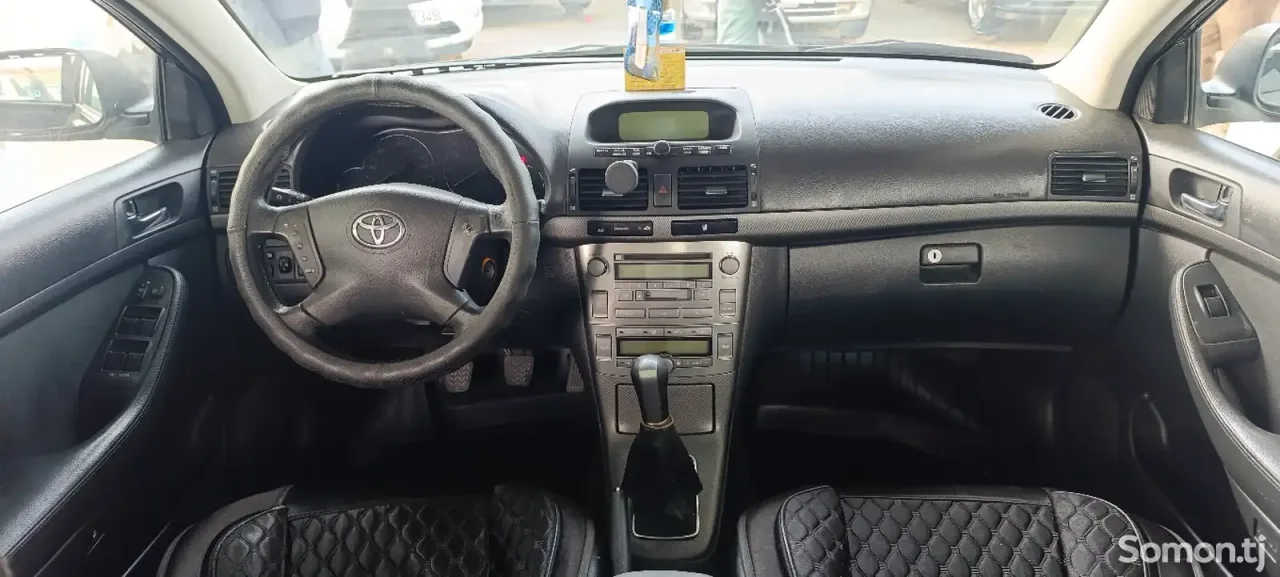 Toyota Avensis 2006 · 1.8 MT