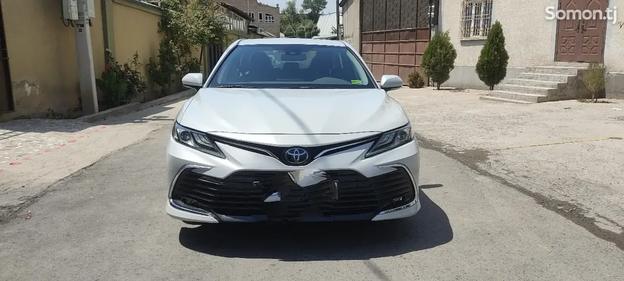 Toyota Camry 2023 · 2.5 AT