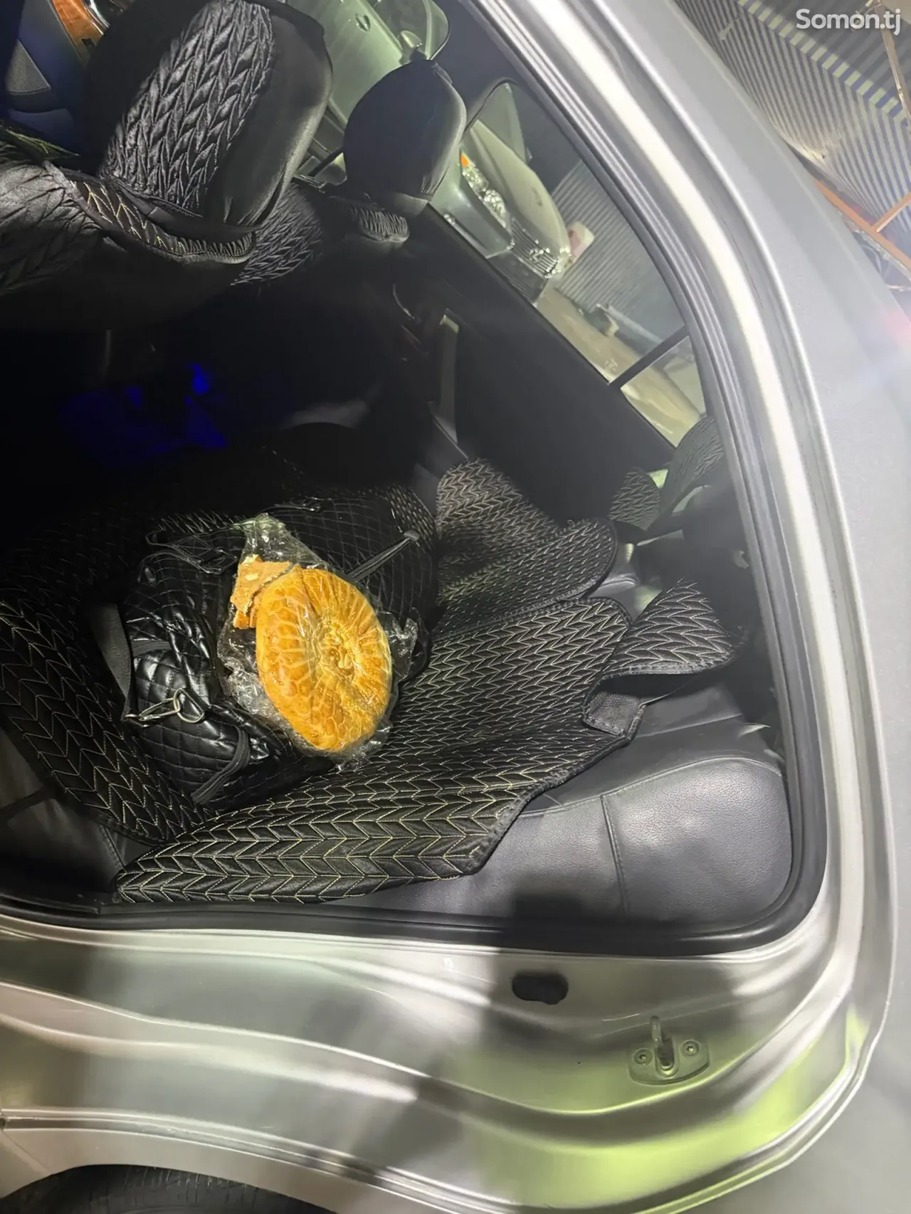 Toyota Camry 2008 · 2.4 AT