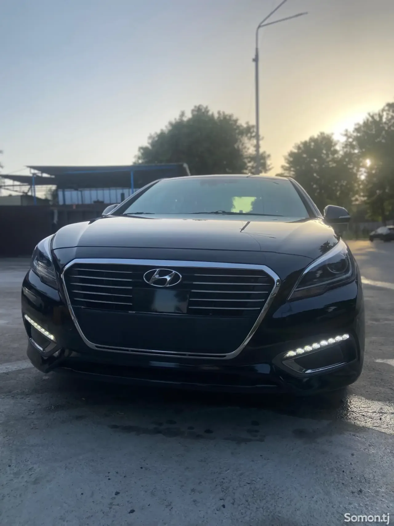 Hyundai Sonata 2017 · 2.4 AT