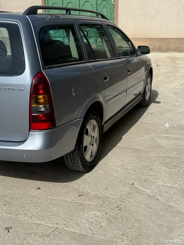 Opel Astra G 2006 · 1.6 AT