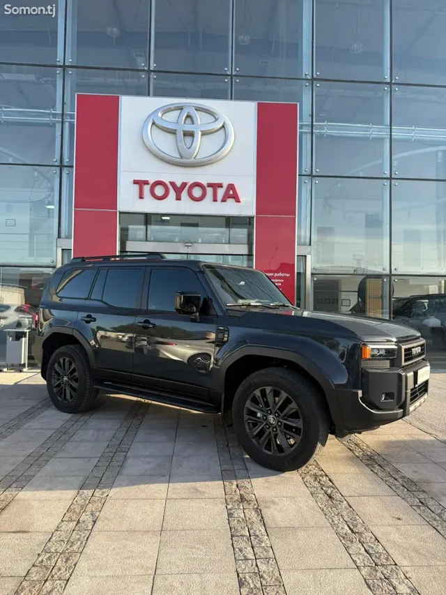 Toyota Land Cruiser Prado 2025 · 2.4 AT
