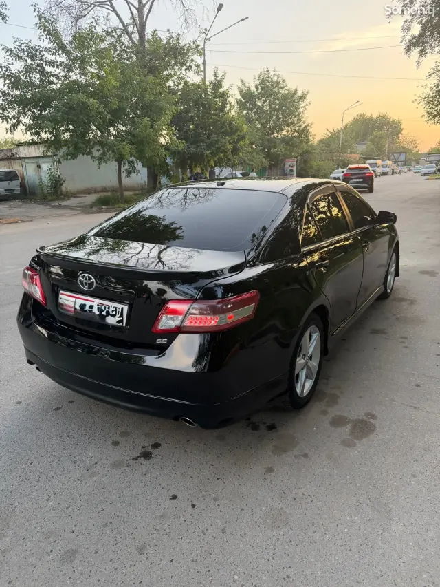 Toyota Camry 2010 · 2.5 AT