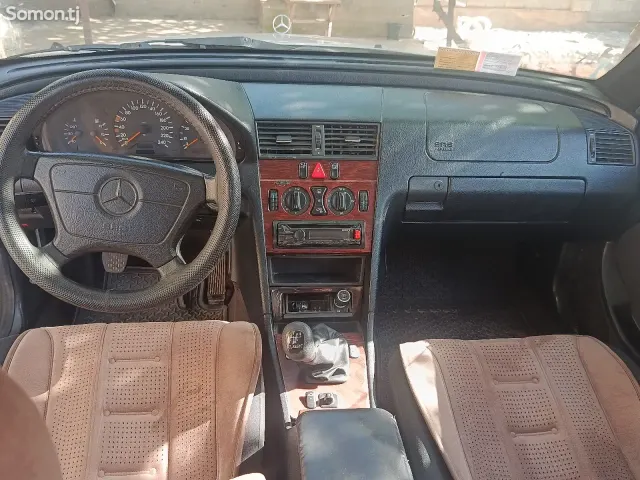 Mercedes-Benz A class 1998 · 1.8 MT