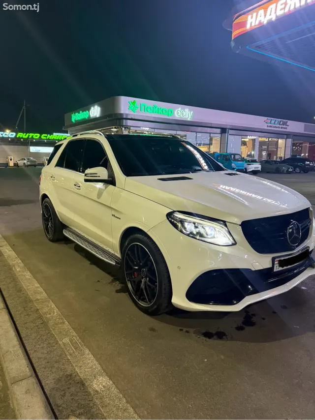 Mercedes-Benz GLE class 2017 · 5.5 AT