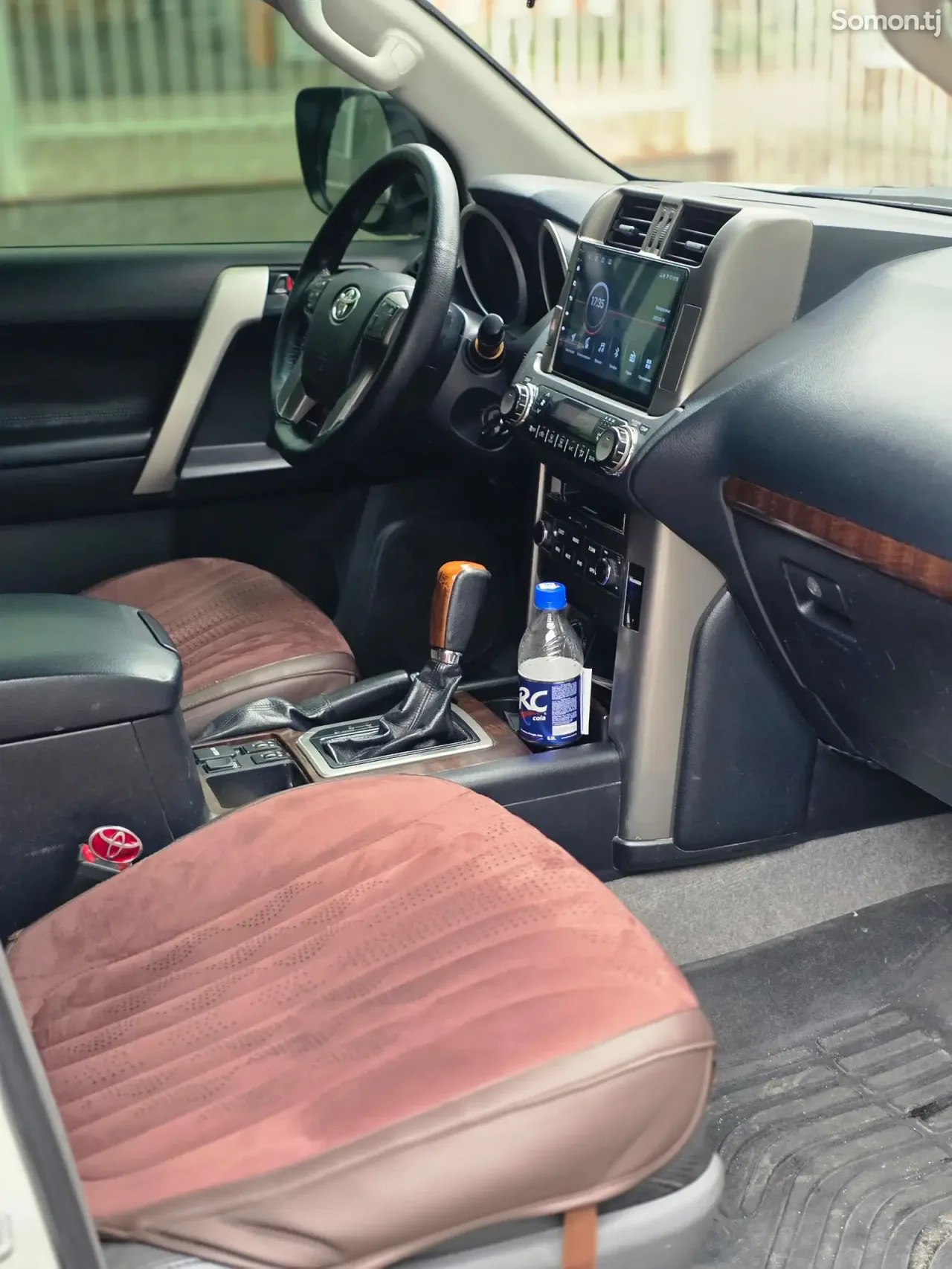 Toyota Land Cruiser Prado 2013 · 2.7 AT