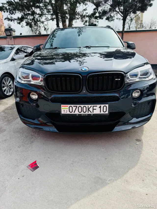 BMW X5 M 2017 · 4.0 AT