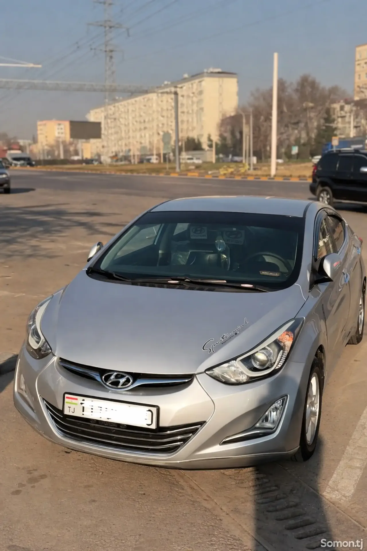 Hyundai Avante 2015 · 1.6 AT