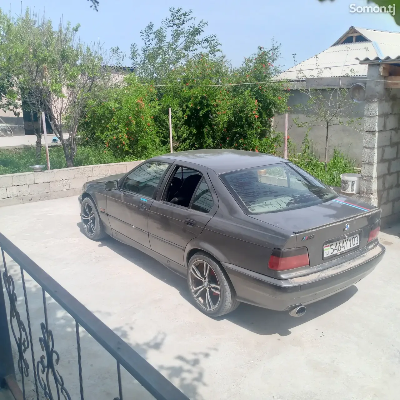 BMW 3 series 1996 · 1.8 MT
