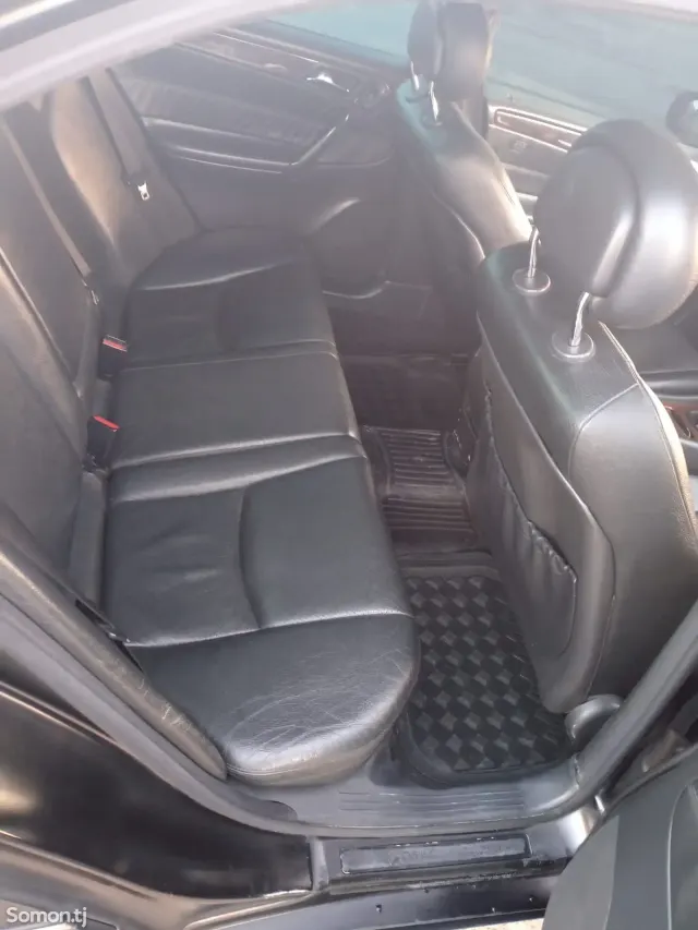 Mercedes-Benz C class 2002 · 2.0 MT