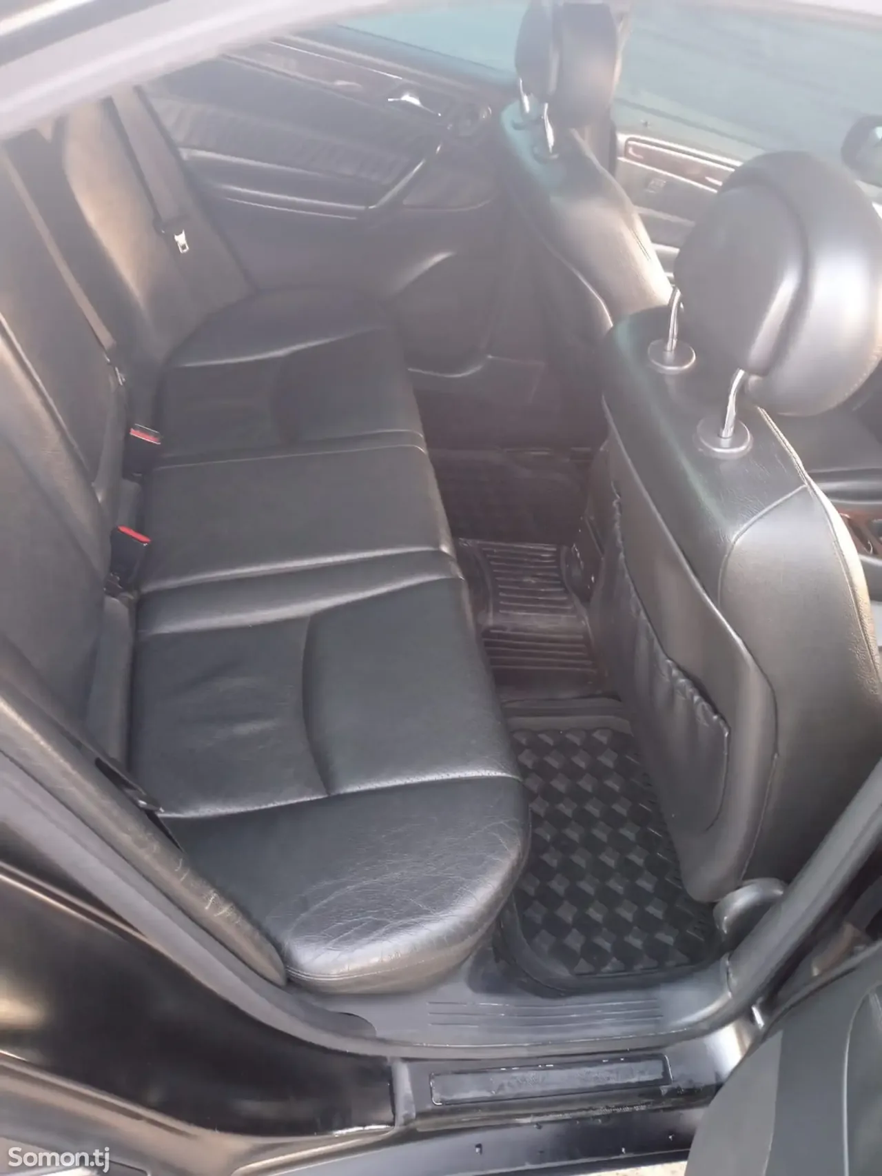 Mercedes-Benz C class 2002 · 2.0 MT
