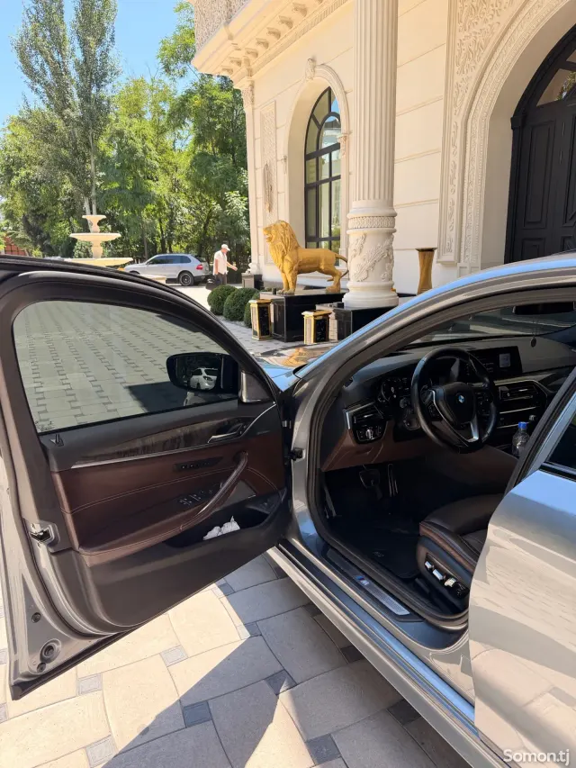BMW 5 series 2017 · 3.0 AT