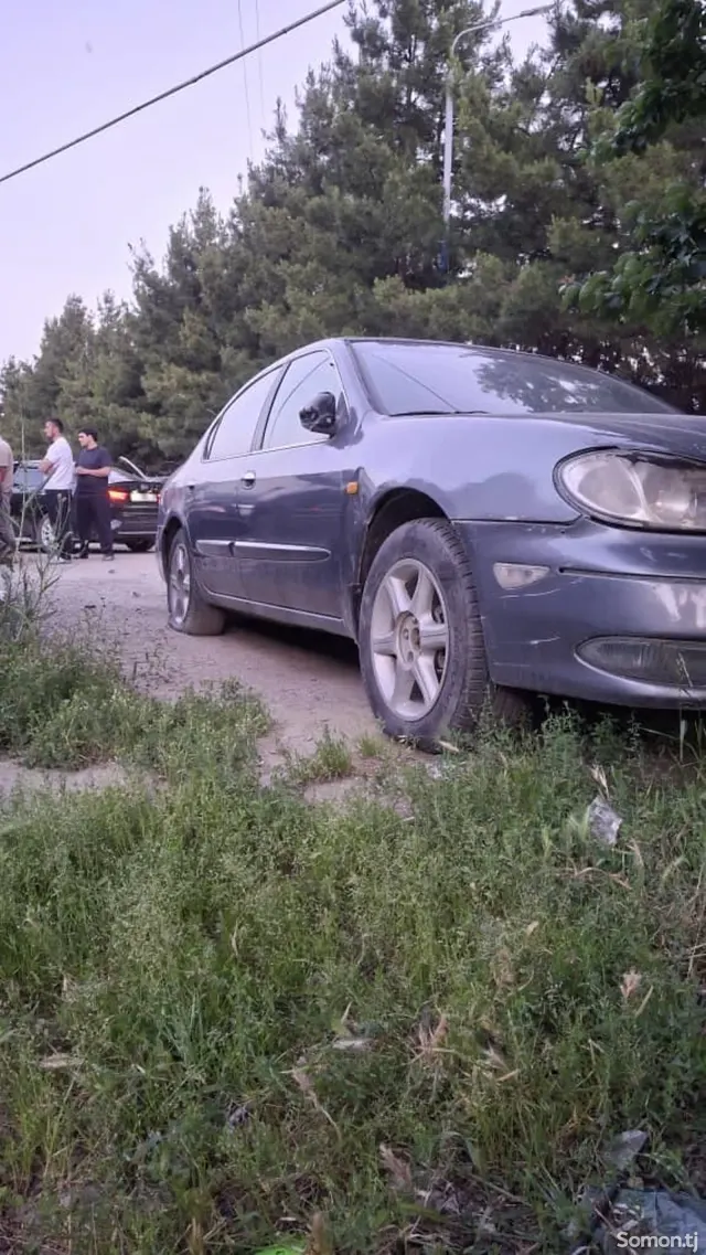 Nissan Maxima 2002 · 2.0 AT
