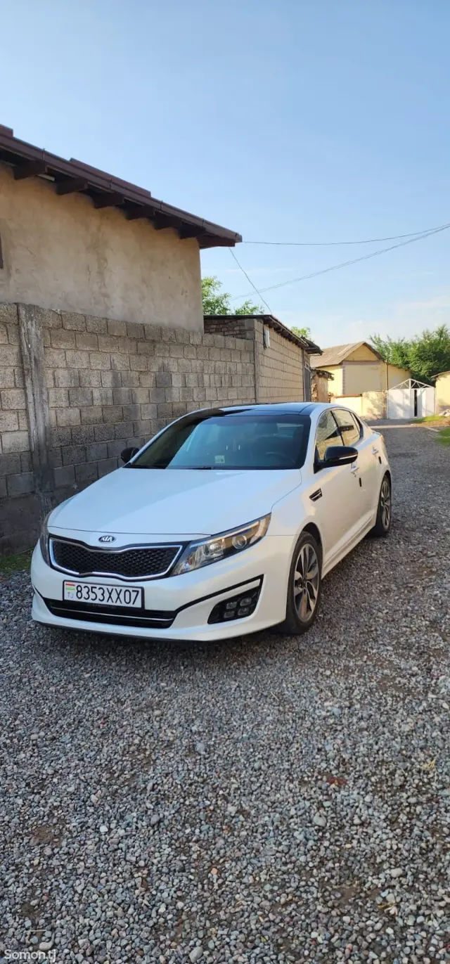 Kia K5 2014 · 2.0 AT