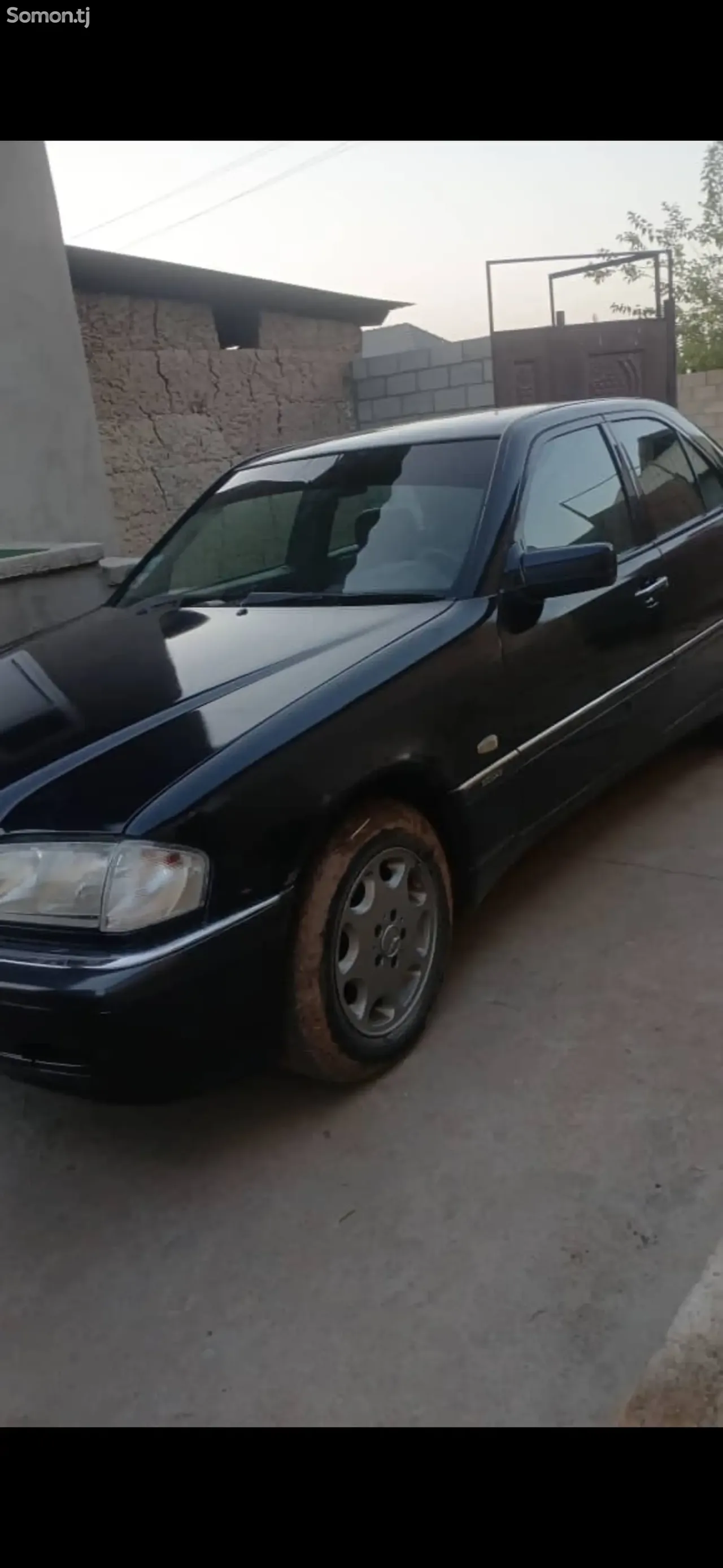 Mercedes-Benz C class 2000 · 1.8 MT