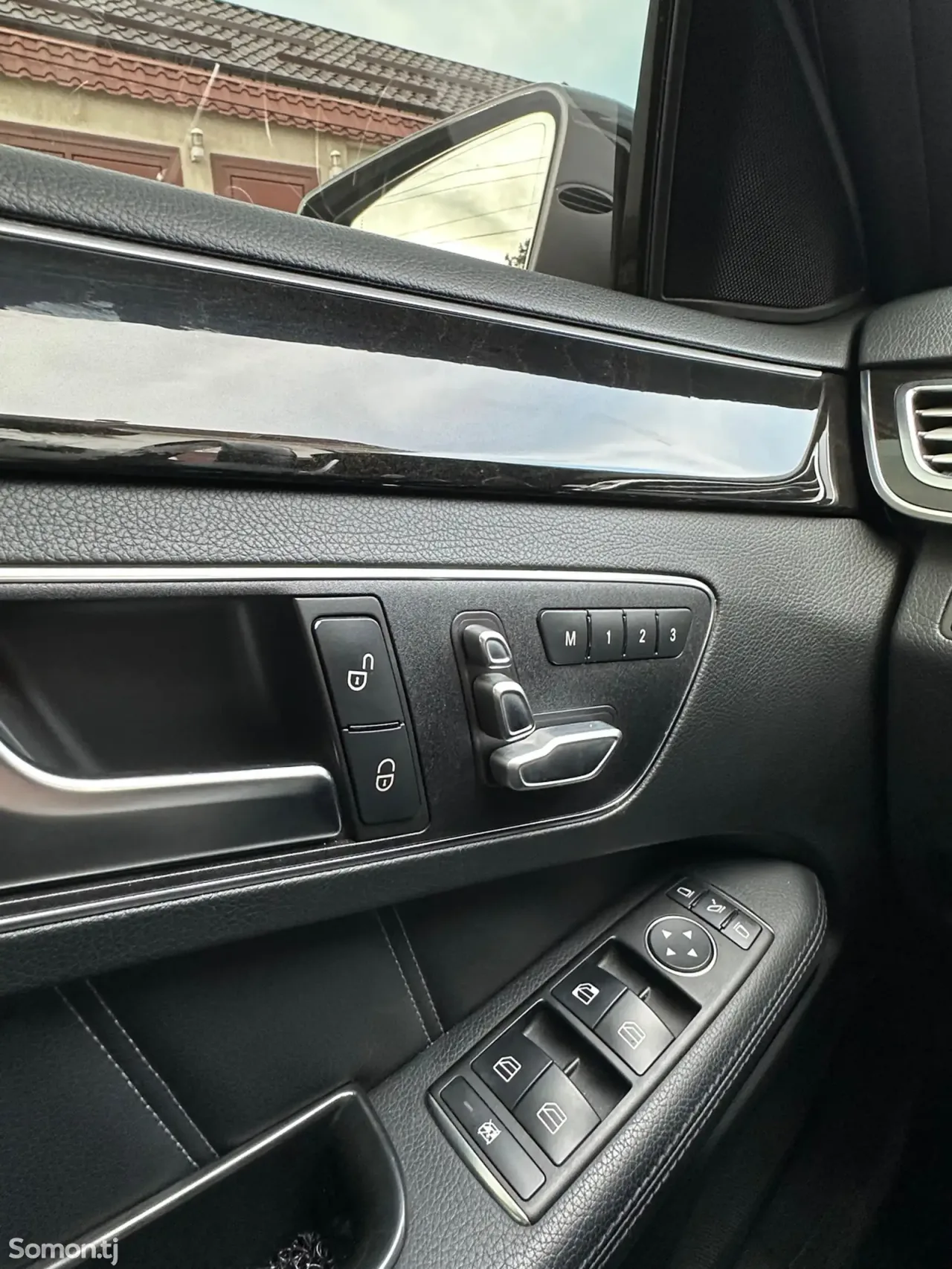 Mercedes-Benz E class 2014 · 3.0 AT