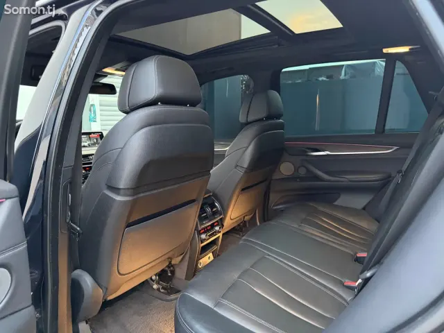 BMW X5 2018 · 3.0 AT