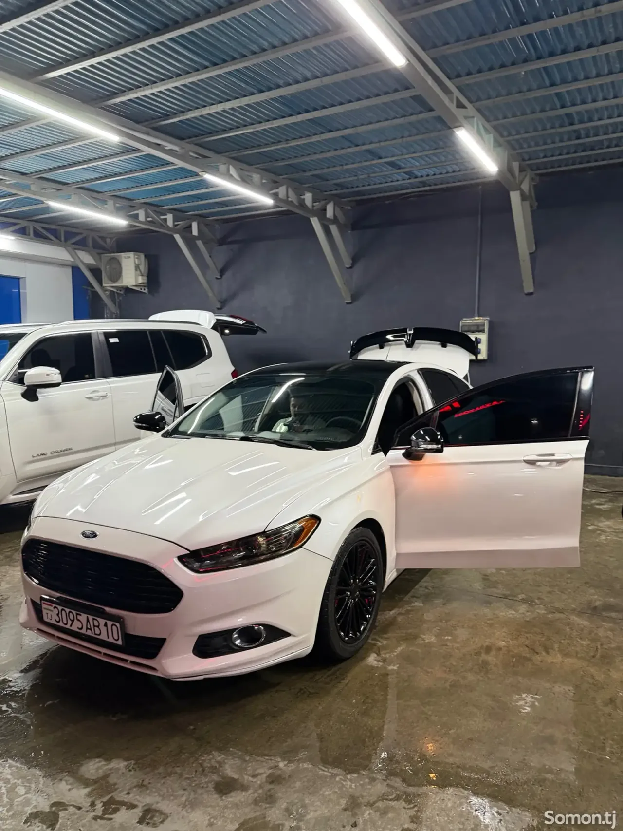Ford Fusion 2015 · 1.6 AT