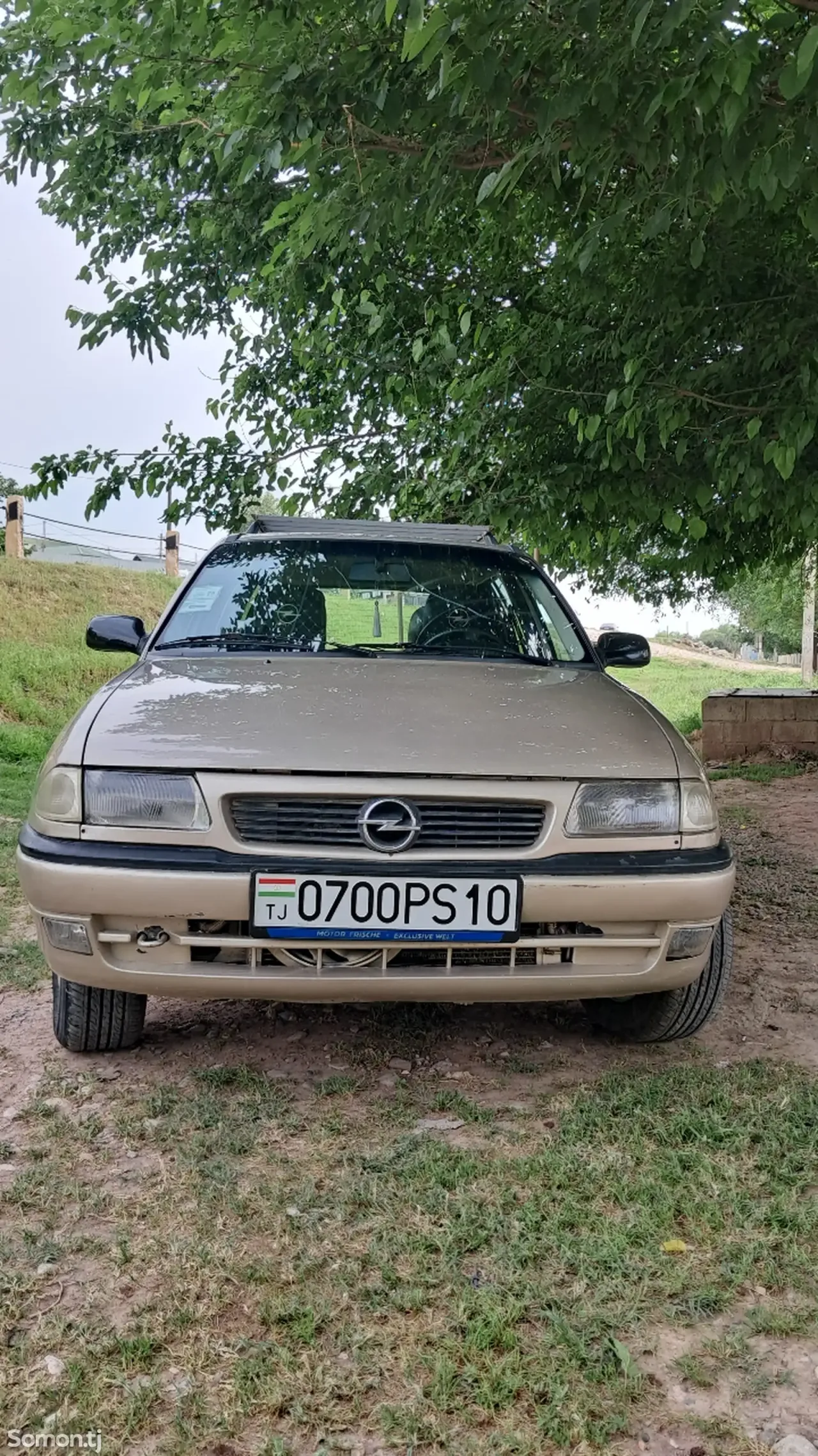 Opel Astra F 1998 · 1.6 MT
