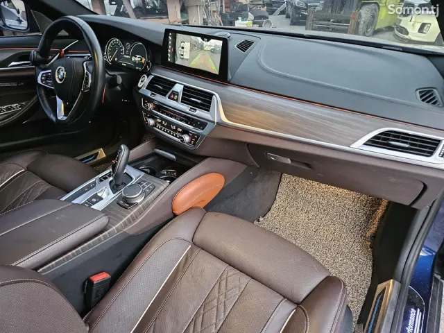 BMW 5 series 2017 · 2.0 AT