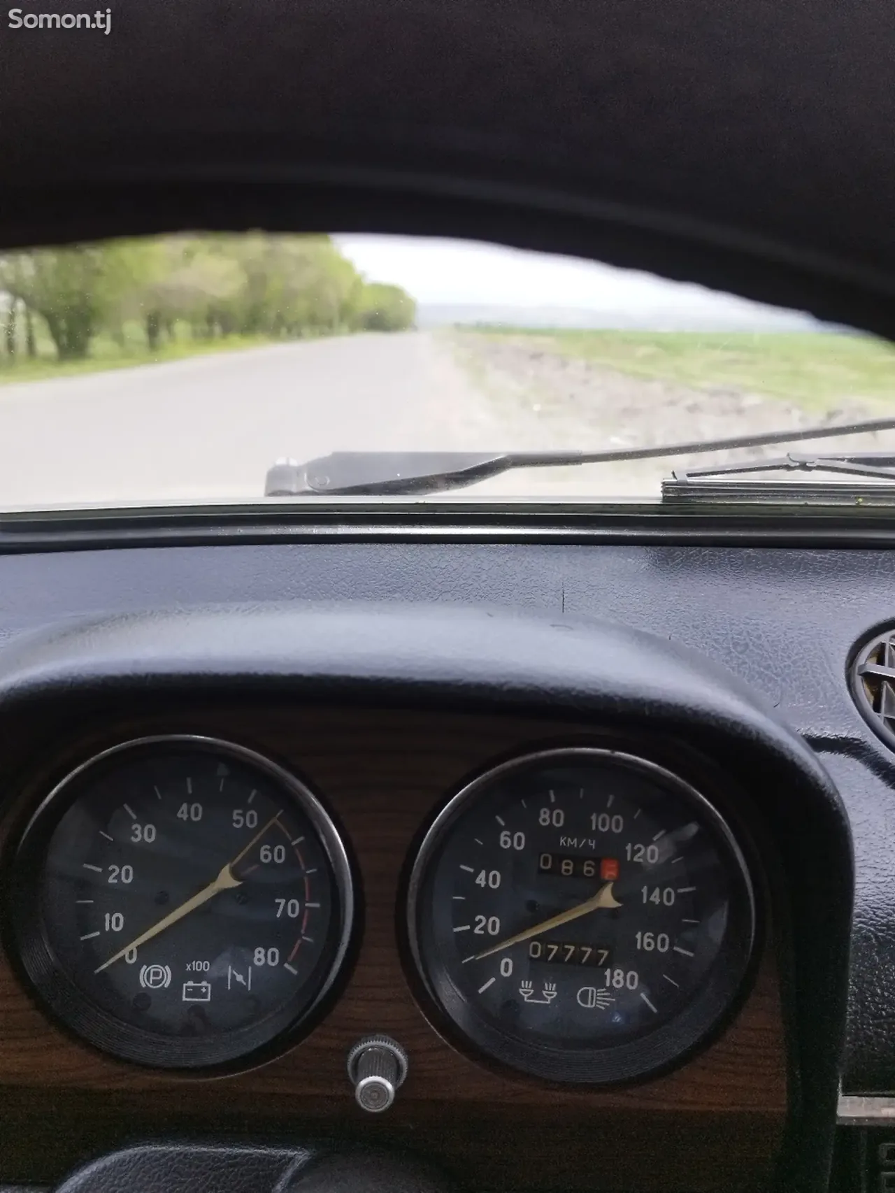 Lada (ВАЗ) 2106 1986 · 1.6 MT