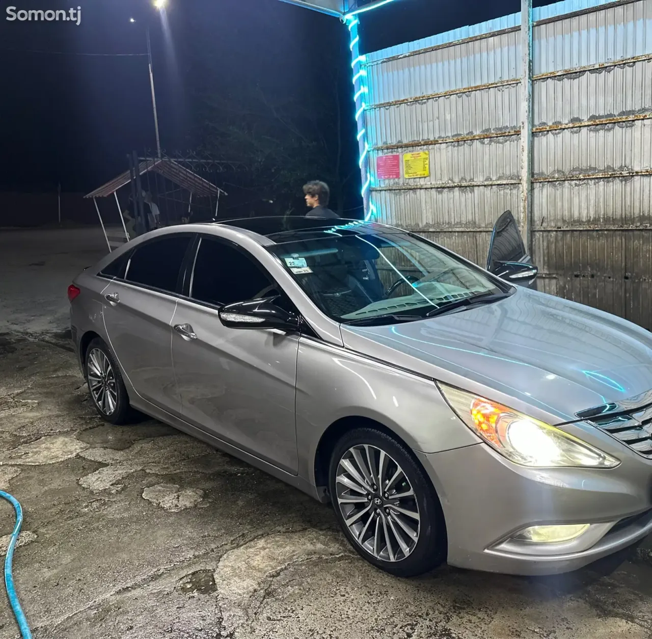 Hyundai Sonata 2010 · 2.0 AT