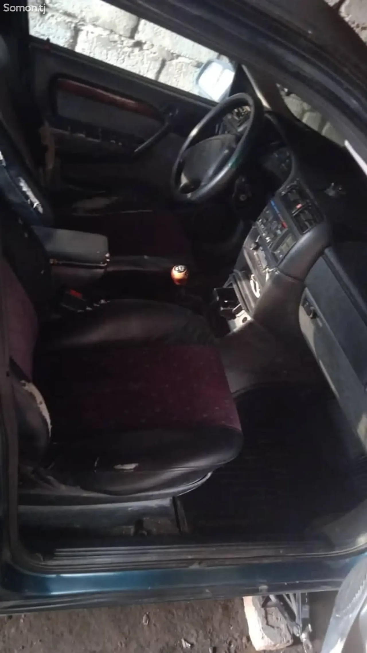 Opel Vectra A 1995 · 2.0 MT