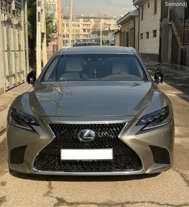 Lexus LS series 2020 · 5.0 AT