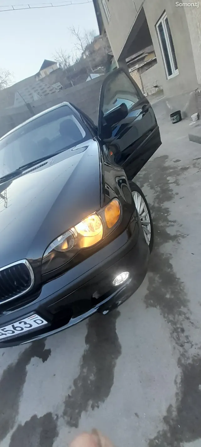 BMW 3 series 2003 · 1.8 MT