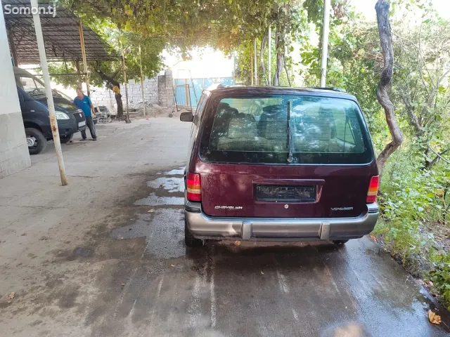 Chrysler Voyager 1998 · MT