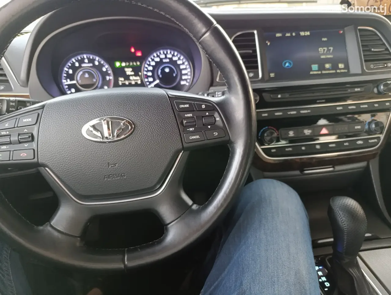Hyundai Aslan 2014 · 3.0 AT