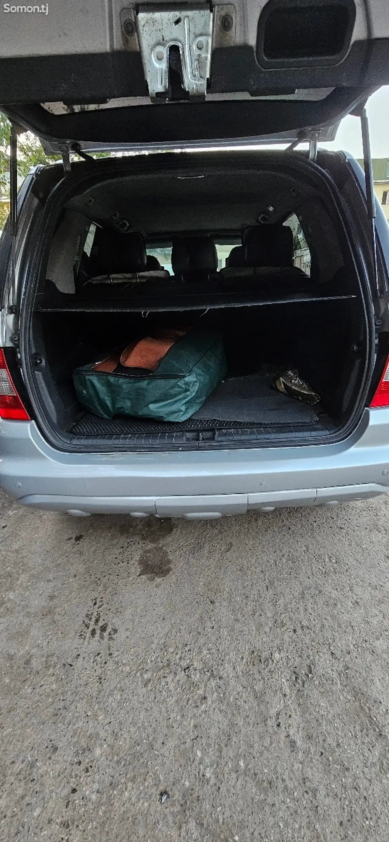 Mercedes-Benz ML class 2002 · 2.7 AT