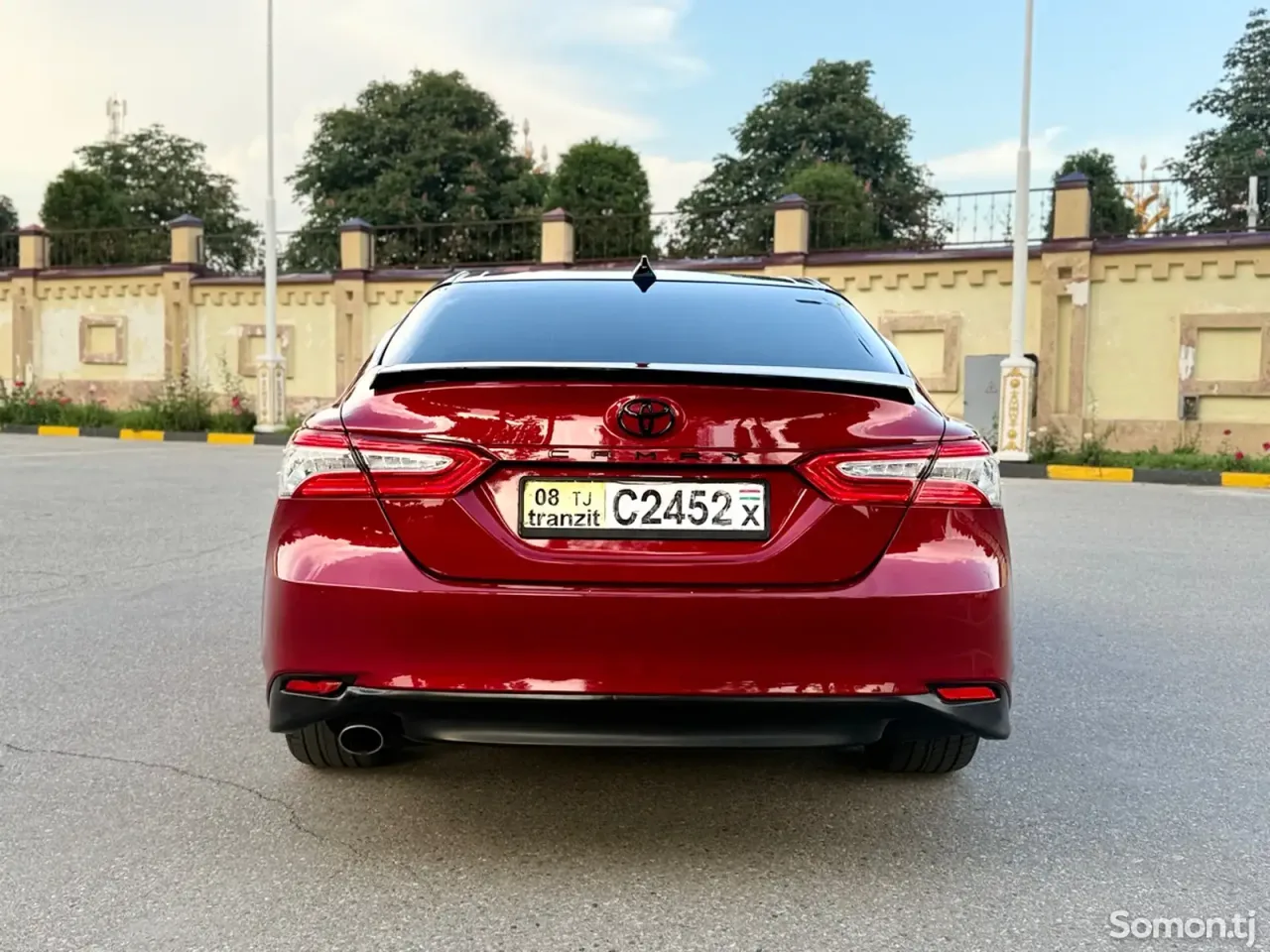 Toyota Camry 2017 · 2.5 AT