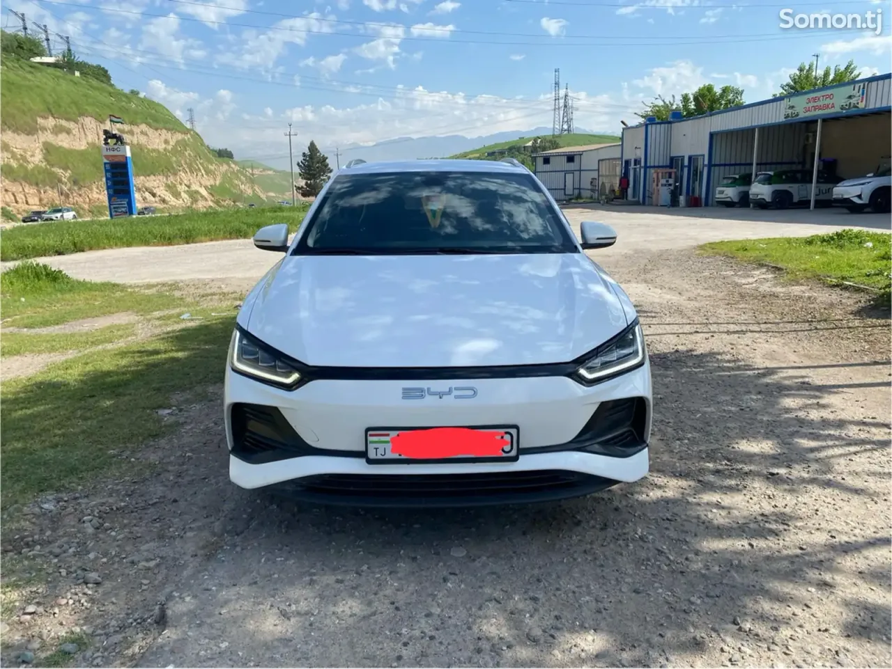 BYD E2 2023 · AMT