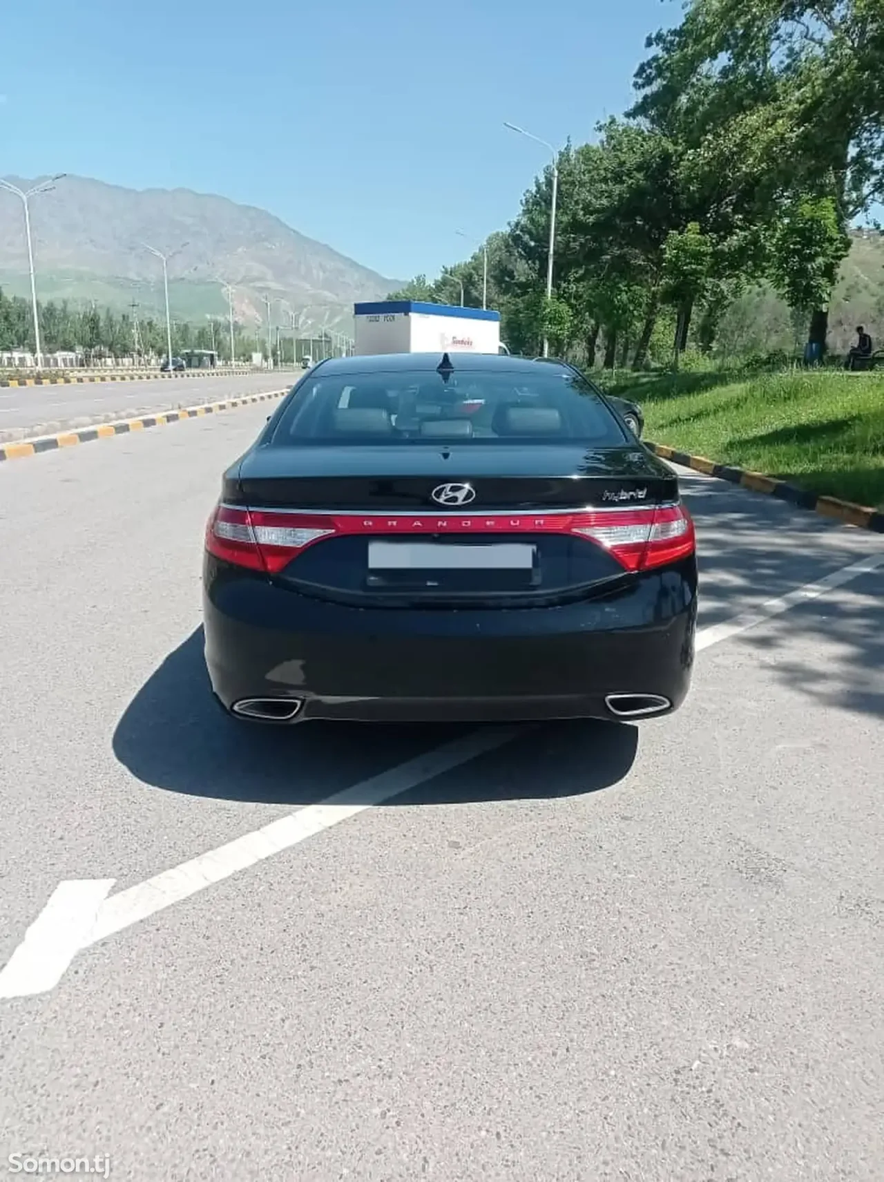 Hyundai Grandeur 2014 · 2.4 AT
