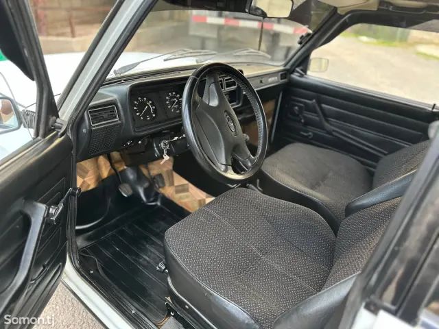 Lada (ВАЗ) 2107 2004 · 1.4 MT