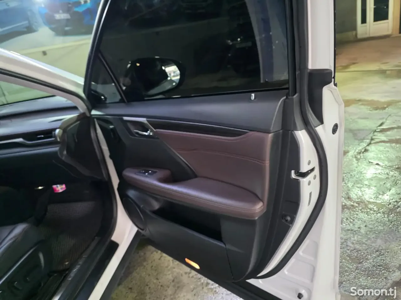 Lexus RX series 2016 · 3.5 AT
