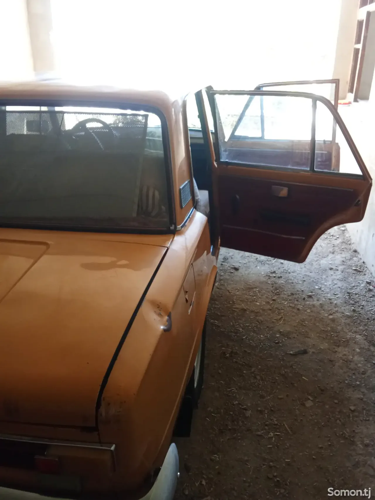 Lada (ВАЗ) 2111 1981 · 1.5 MT