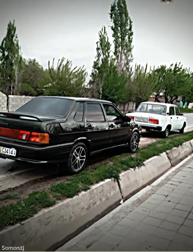 Lada (ВАЗ) 2115 2005 · 1.6 MT