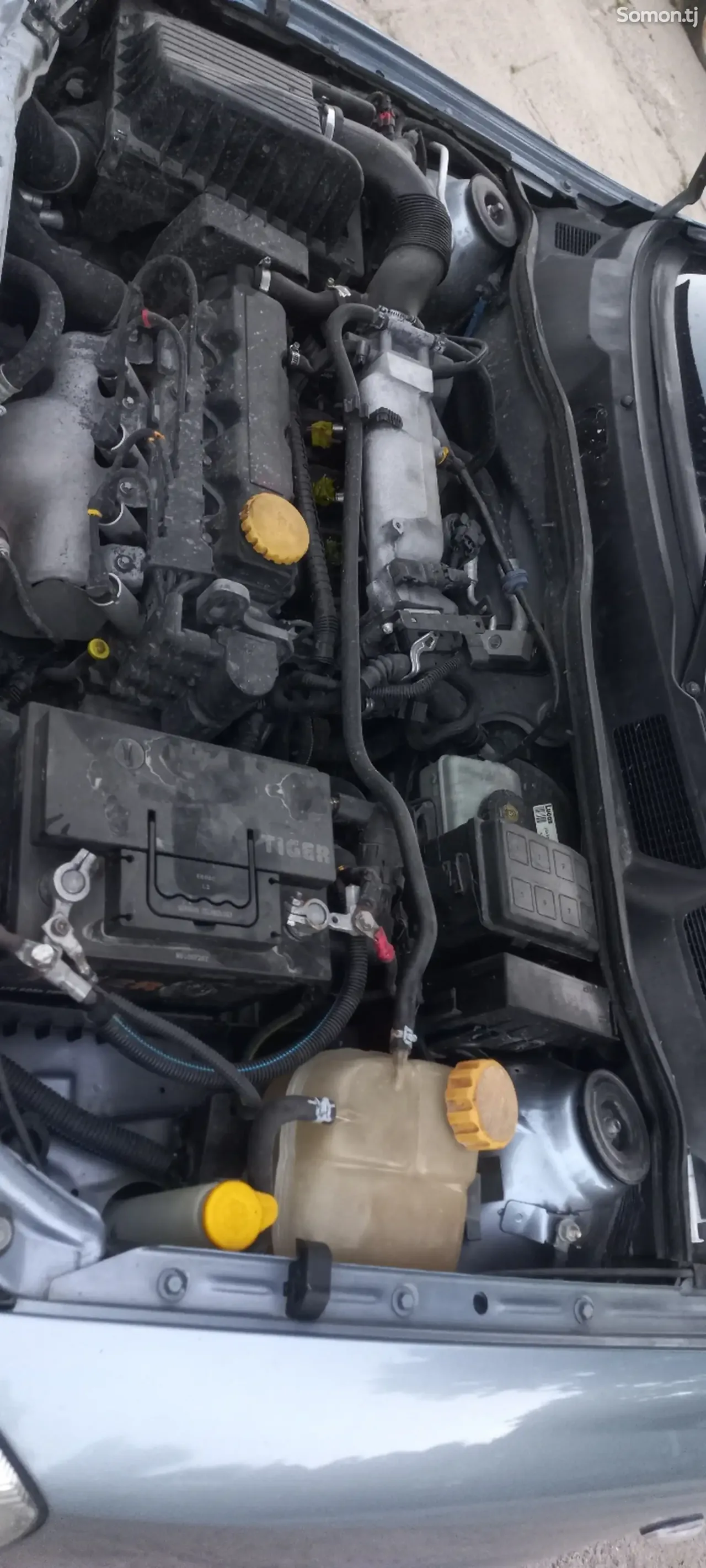 Opel Astra G 2001 · 1.6 MT