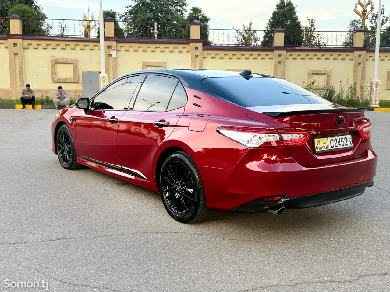 Toyota Camry 2017 · 2.5 AT