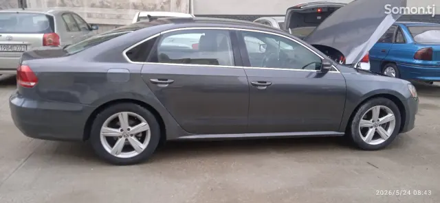 Volkswagen Jetta 2012 · 2.5 AT