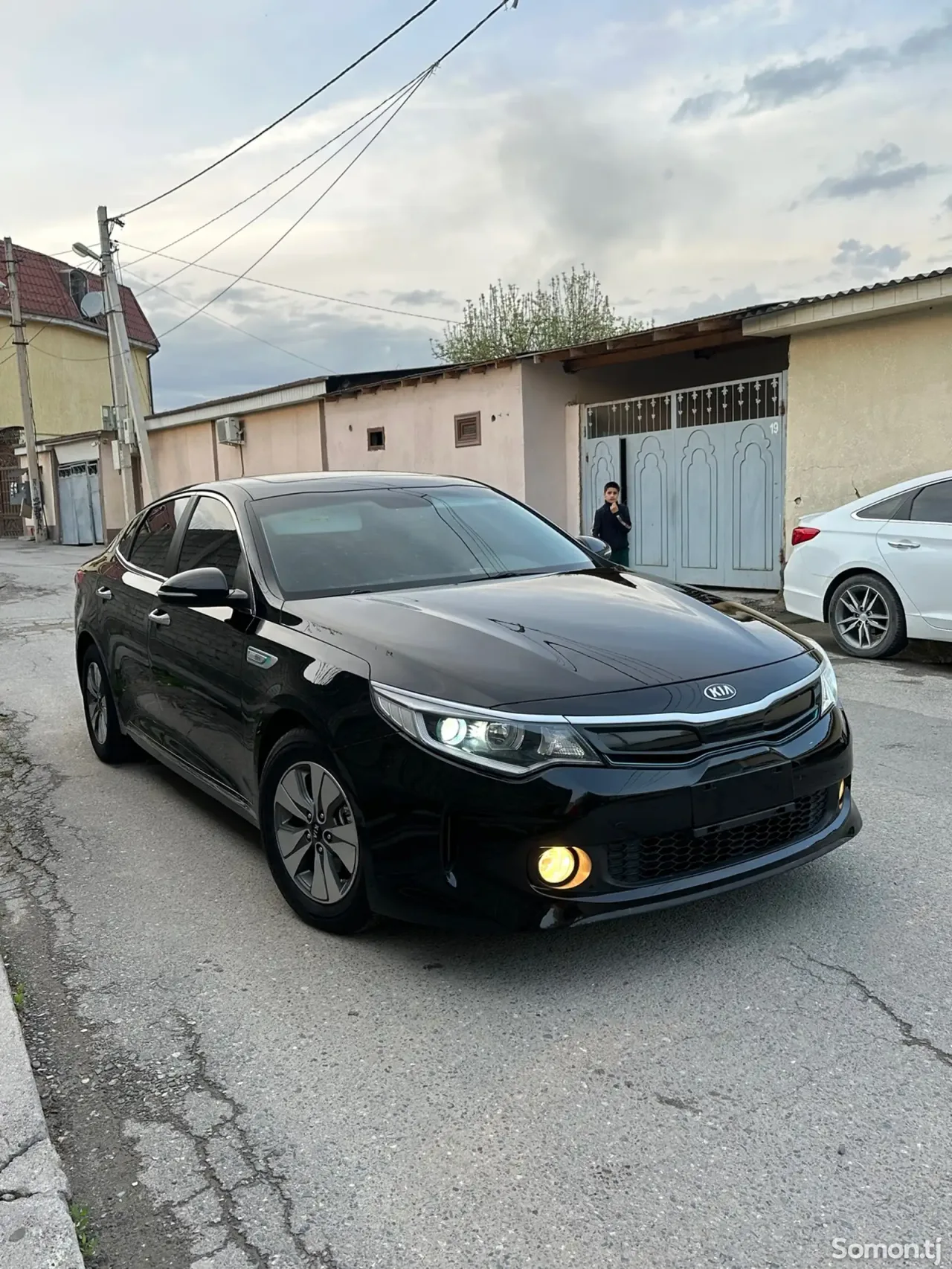 Kia K5 2018 · 2.0 AT