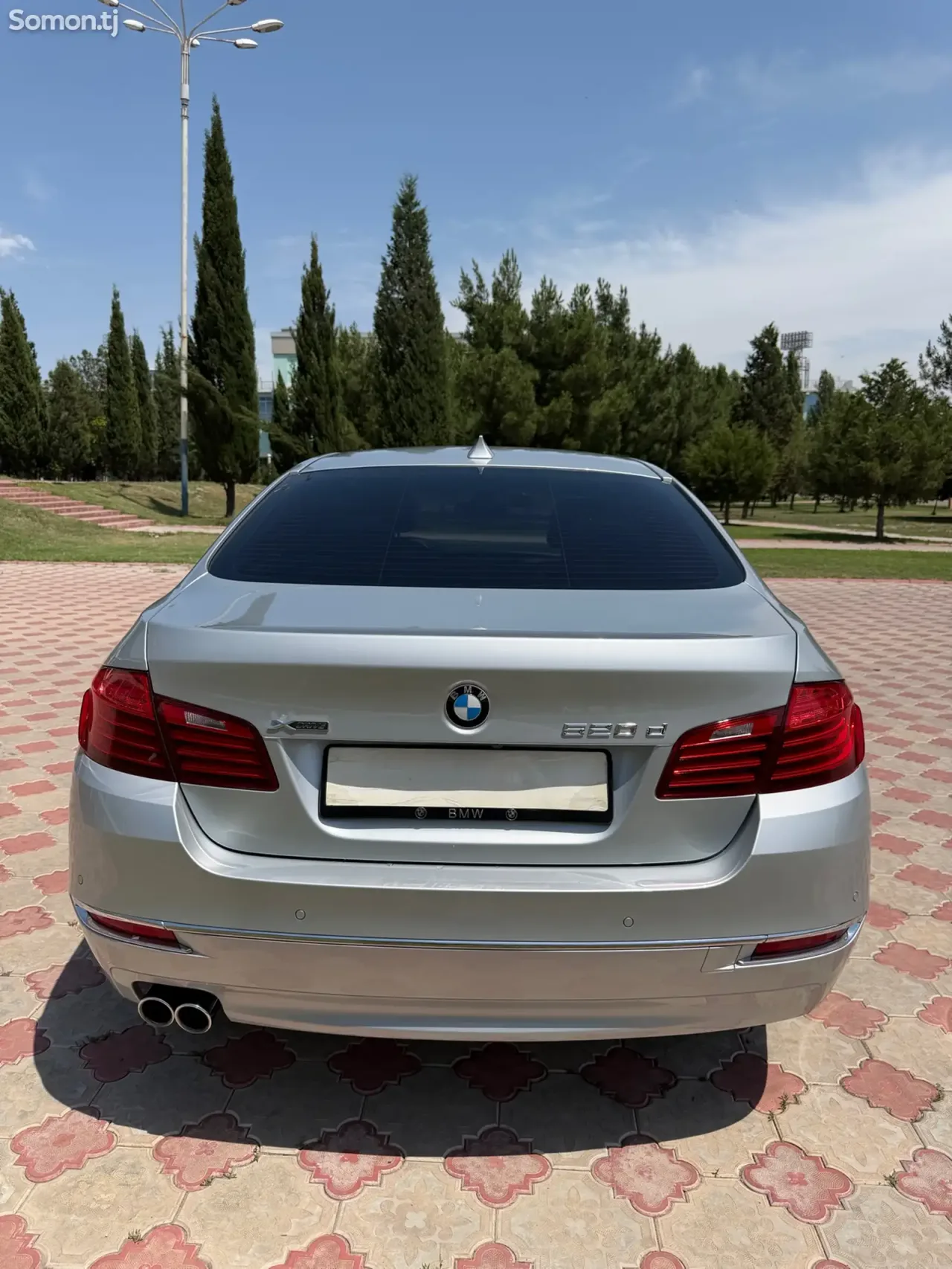 BMW 5 series 2015 · 2.0 AT