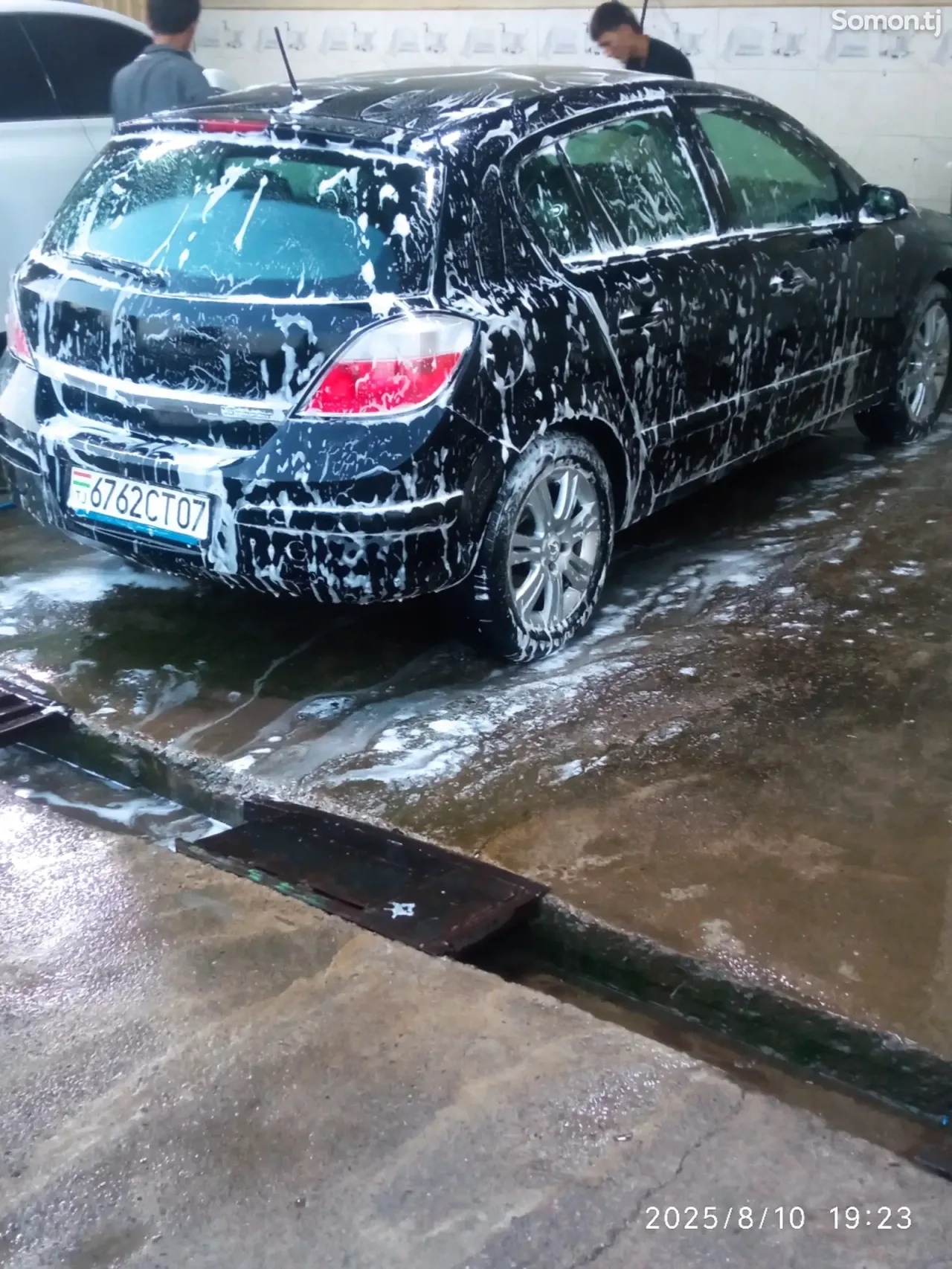 Opel Astra H 2007 · 1.6 MT