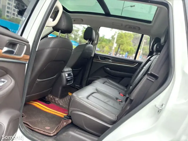 Roewe RX8 2018 · 2.0 AT